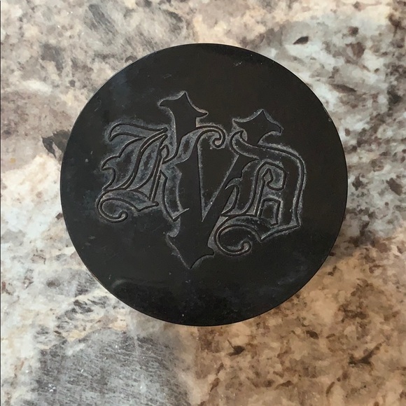 Kay Von D Translucent Setting Powder - Picture 1 of 3